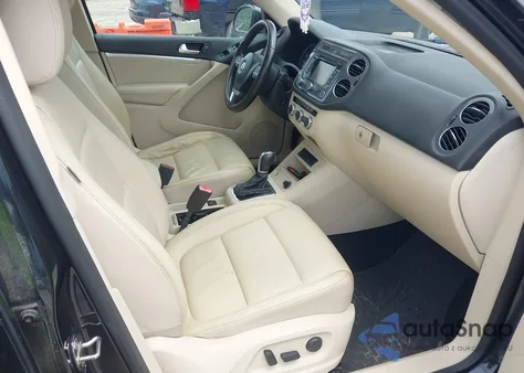2013 Volkswagen Tiguan Sel из США, поврежденный, VIN WVGAV3AX7DW584799